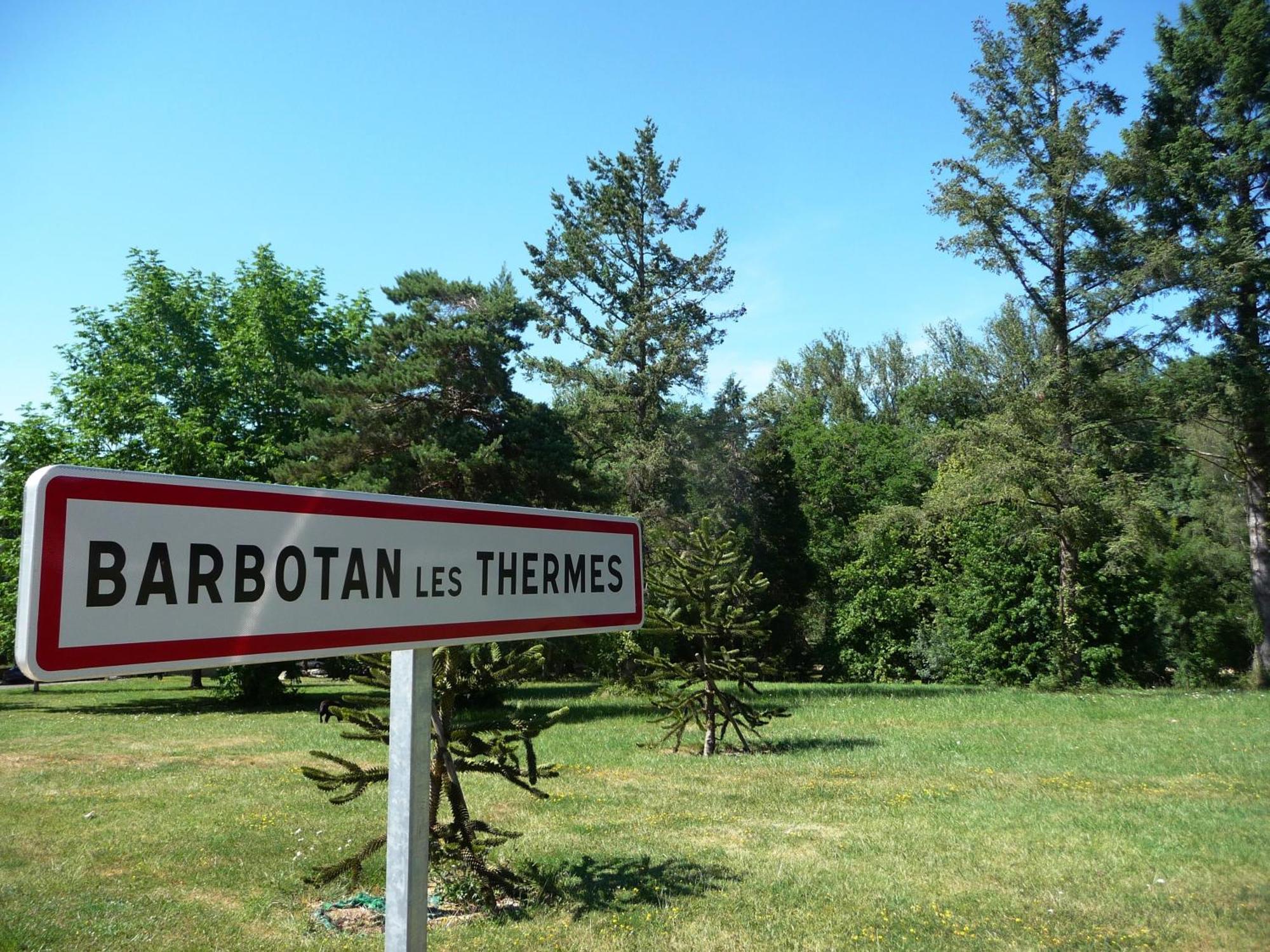 Hotel Aubergade Barbotan-les-Thermes Exterior foto